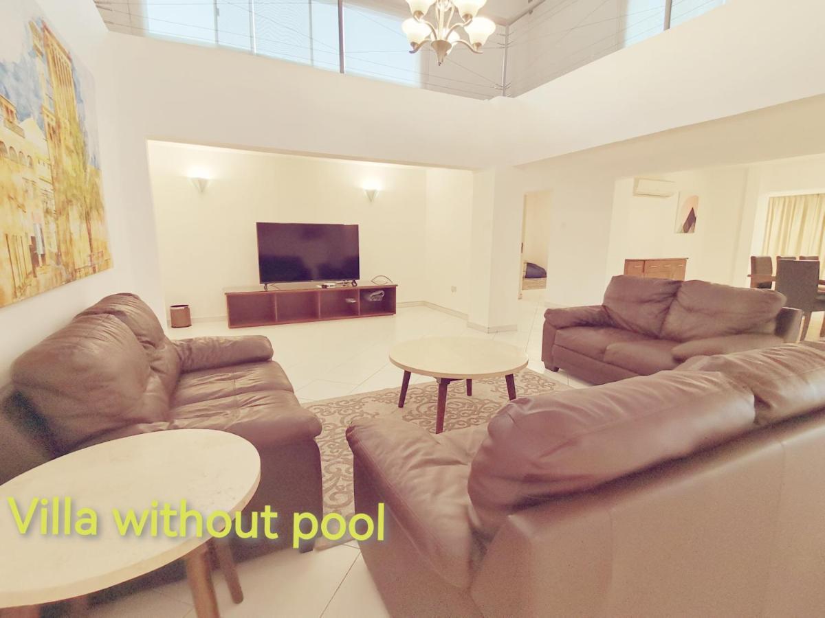 J5 Four Bedroom Villa Holiday Home In Al Wasl For Families Only Dubai Exterior photo